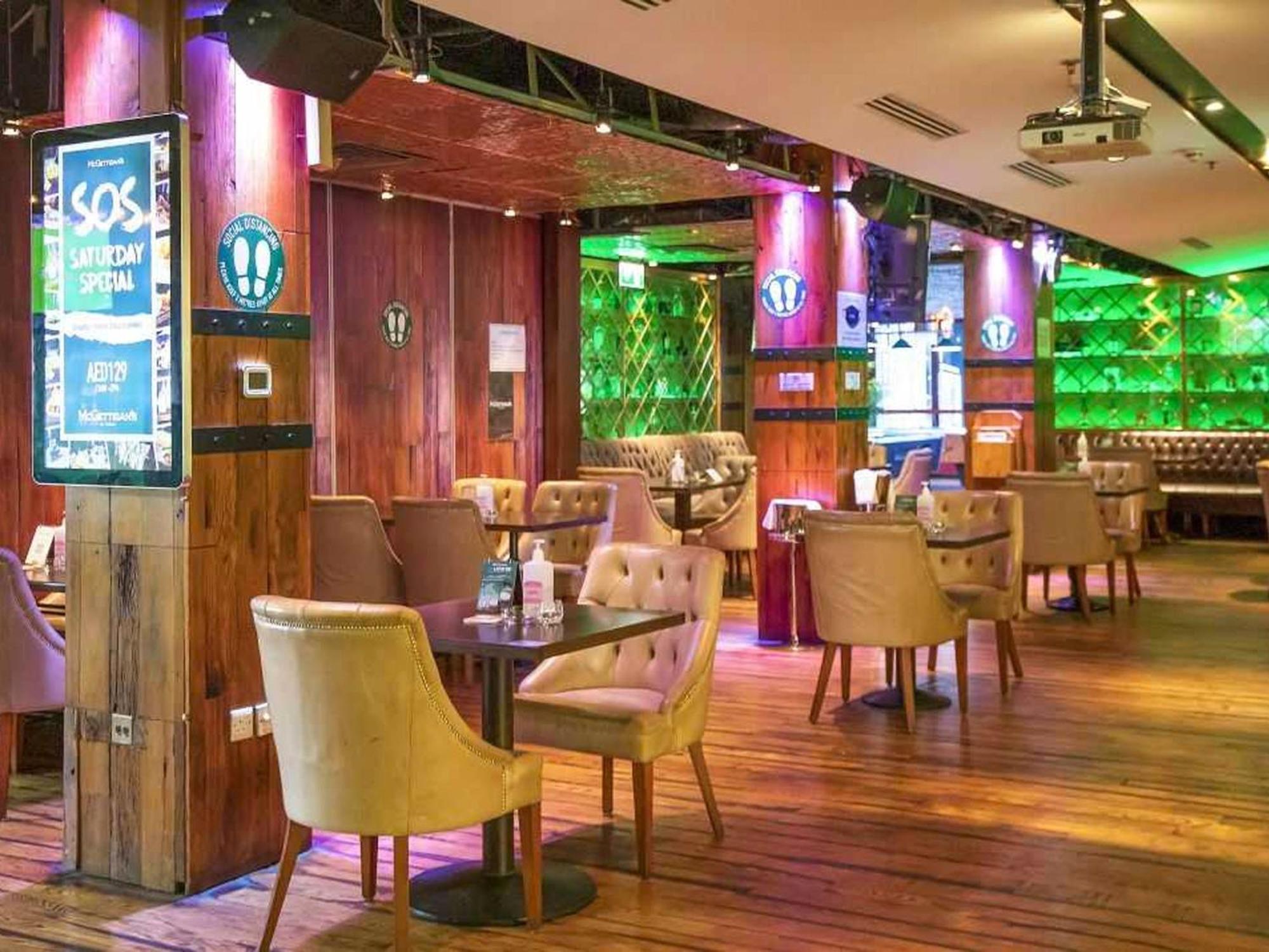 Cosmos Living Charming With Balcony Dubai